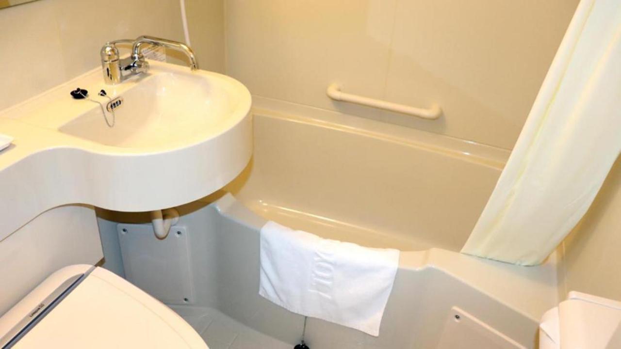 Toyoko Inn Tsushima Izuhara Bagian luar foto